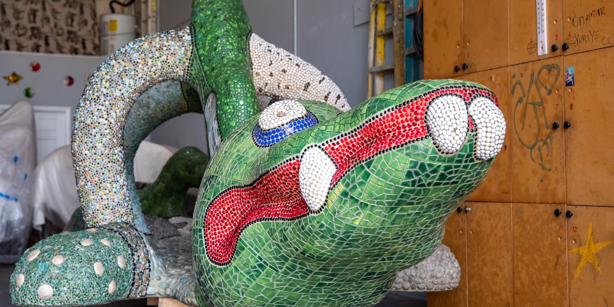 Anthony Micallef、GIANT FREAK、海外版希少レゾネ The Keeper of Niki de Saint Phalle's Menagerie | Mingei