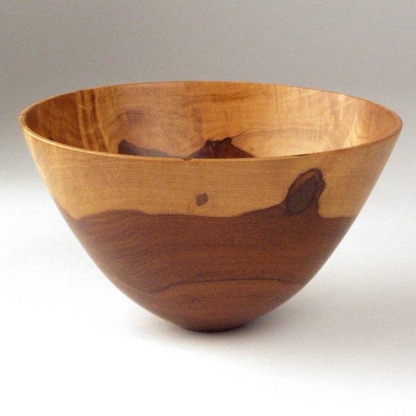 Bowl, Bob Stocksdale, c. 1950, Cortez, Guatemala. Private Collection. L17-01-009
